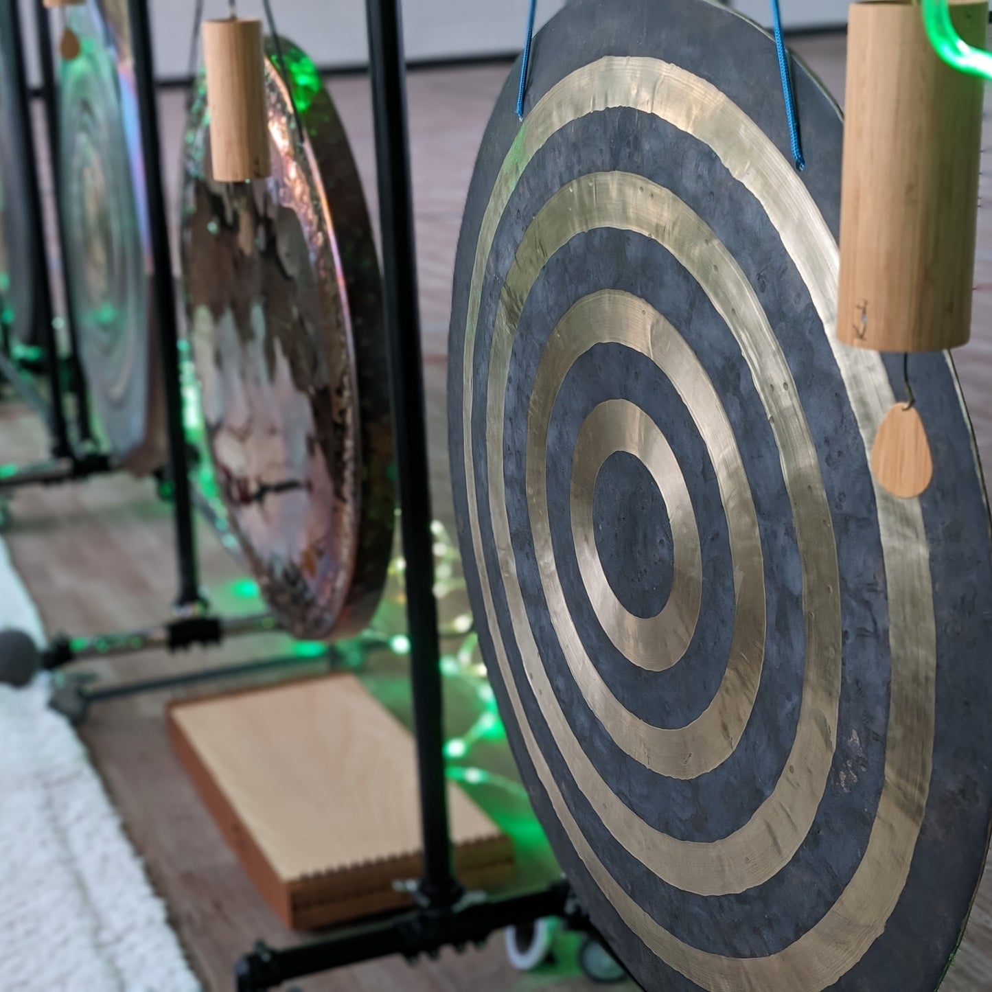 Sun Gong by Raven Sounds, Handmade Bronze Wind Gong, Free Mallet - Raven Sounds